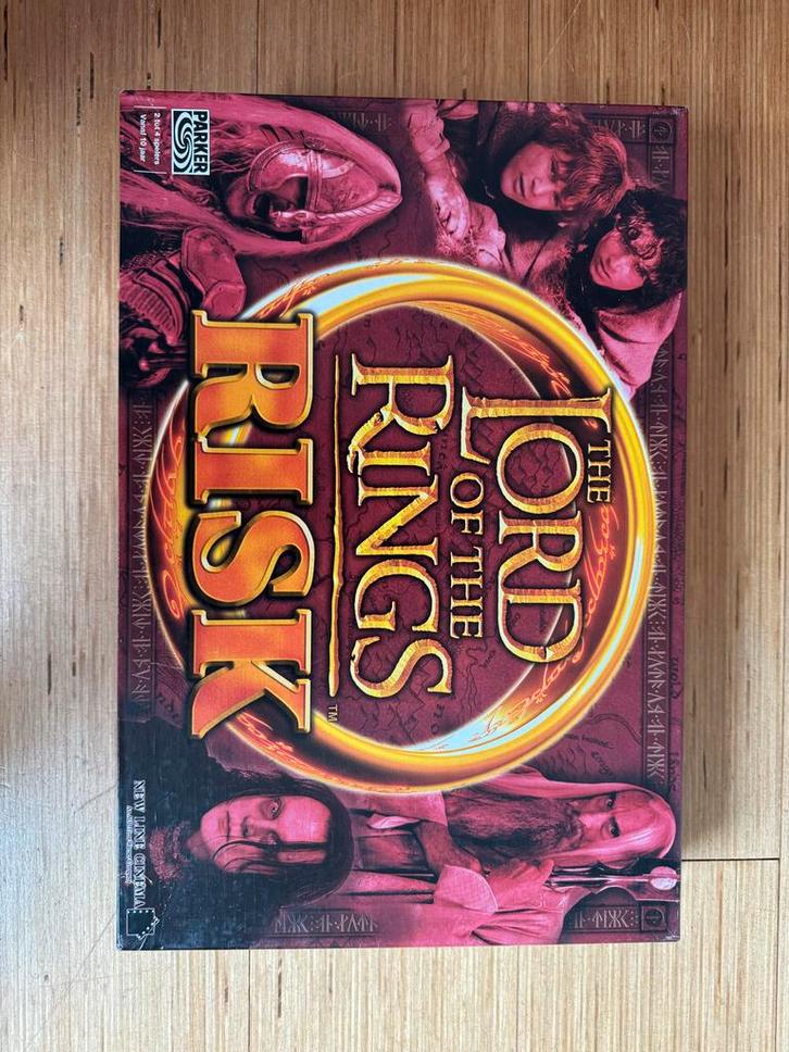 RISK Lord of the Rings Trilogy Edition, Hobby en Vrije tijd, Gezelschapsspellen | Bordspellen, Zo goed als nieuw, Drie of vier spelers