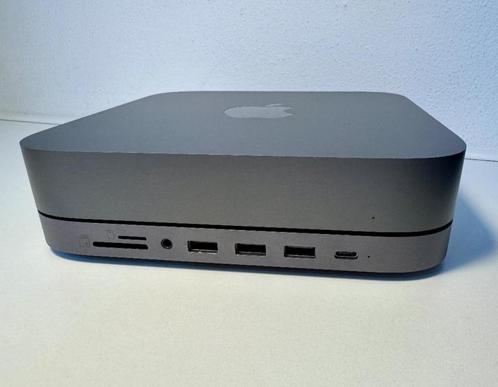 Apple mac mini 2018 i3  256GB incl. Satechi Hub spacegray, Computers en Software, Apple Desktops, Zo goed als nieuw, Mac Mini