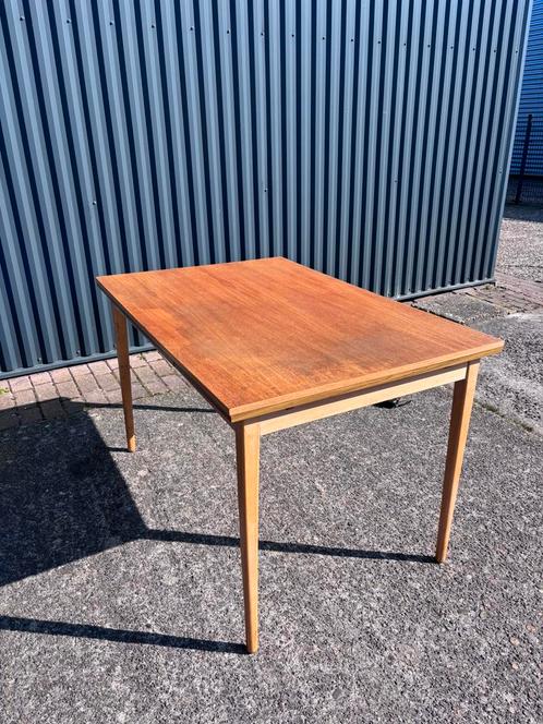 Vintage eettafel uitschuifbaar, Huis en Inrichting, Tafels | Eettafels, Gebruikt, 50 tot 100 cm, Vijf personen of meer, Rechthoekig