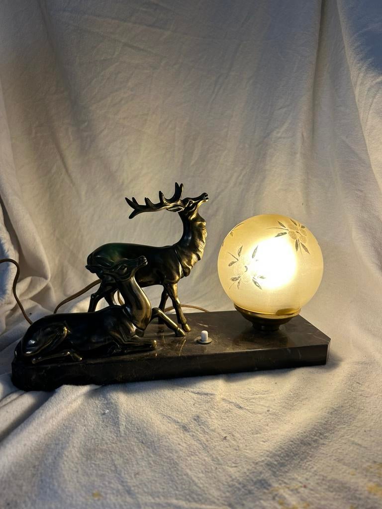 Art Deco Tafellamp – Gebronsde Herten op Marmer – Vintage, Antiek en Kunst, Ophalen of Verzenden