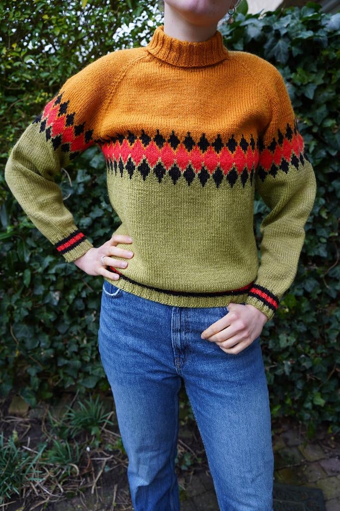 Vintage wollen trui, Kleding | Dames, Truien en Vesten, Maat 38/40 (M), Ophalen of Verzenden, Vintage, Gedragen