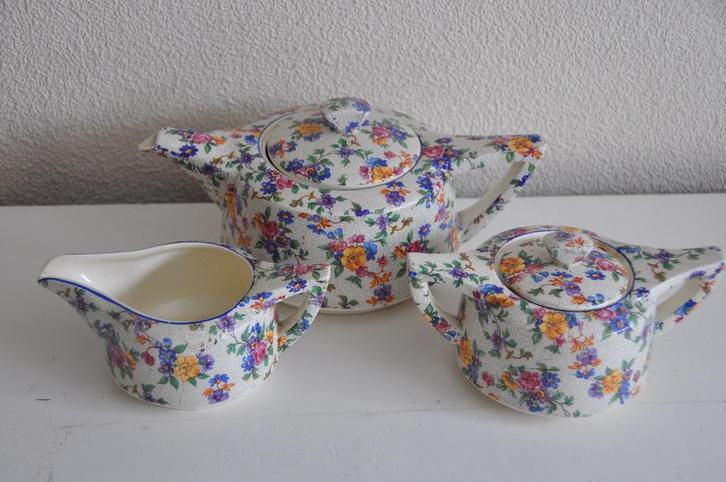 Societe Ceramique Mille Fleur Millefleurs, Antiek en Kunst, Antiek | Servies los, Ophalen of Verzenden