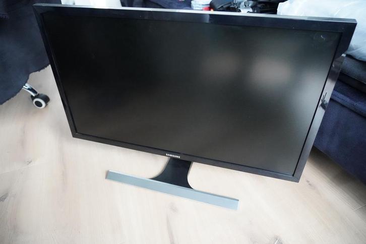 Samsung 28 inch game monitor, Computers en Software, Monitoren, Zo goed als nieuw, 60 Hz of minder, DisplayPort, HDMI, Gaming