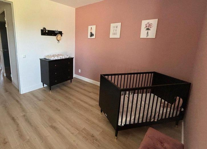 Bopita babykamer set (mat zwart met gouden accenten), Kinderen en Baby's, Kinderkamer | Complete kinderkamers, Gebruikt, Jongetje of Meisje