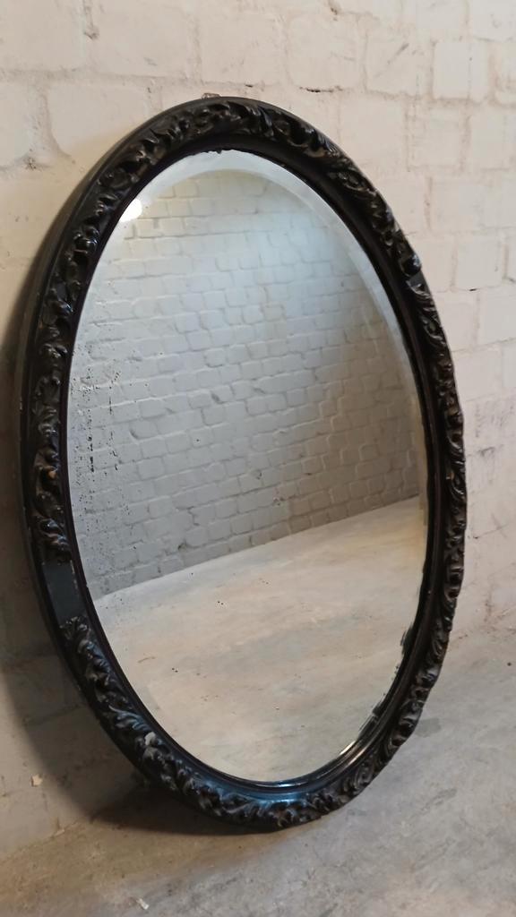 Ovale spiegel met sierlijke lijst, Huis en Inrichting, Woonaccessoires | Spiegels, Gebruikt, 50 tot 75 cm, 100 tot 150 cm, Ovaal