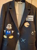 Zwart jasje met patches - Maat M, Maat 38/40 (M), Zwart, Ophalen of Verzenden, Jasje