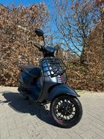 Piaggio vespa sprint, full option. Brom, Fietsen en Brommers, Scooters | Piaggio, Ophalen, Zo goed als nieuw, Benzine, Overige modellen