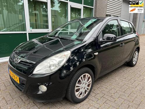 Hyundai I20 1.4i DynamicVersion - 5 DRS - ZWART - NAP !, Auto's, Hyundai, Bedrijf, Te koop, i20, ABS, Airbags, Airconditioning
