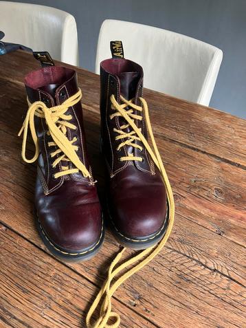 dr.martens 1460 pascal burgundy mt 44 beschikbaar voor biedingen