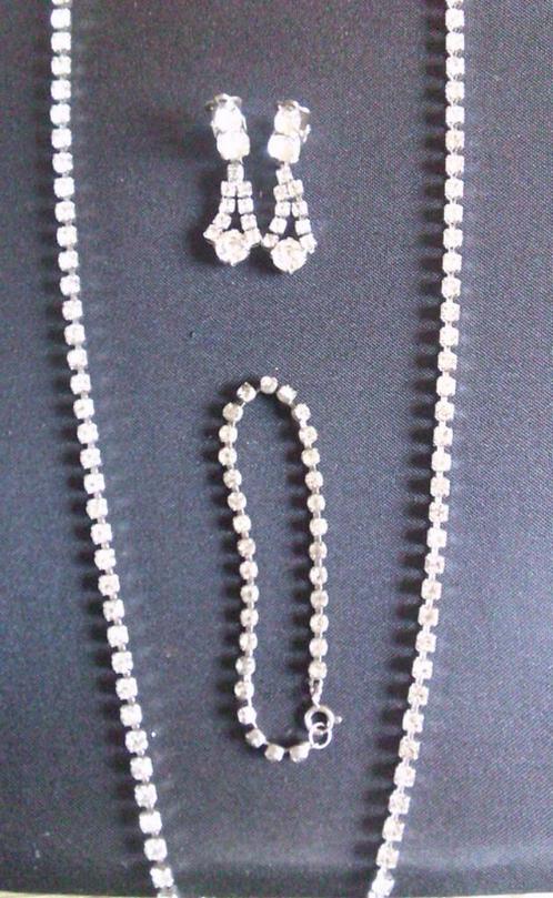 Vintage rijnsteentjes armband - ketting en oorclips  SET, Sieraden, Tassen en Uiterlijk, Kettingen, Gebruikt, Overige materialen