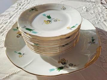 10 delig gebakstel Arzberg Bavaria wit porselein met bloemen beschikbaar voor biedingen