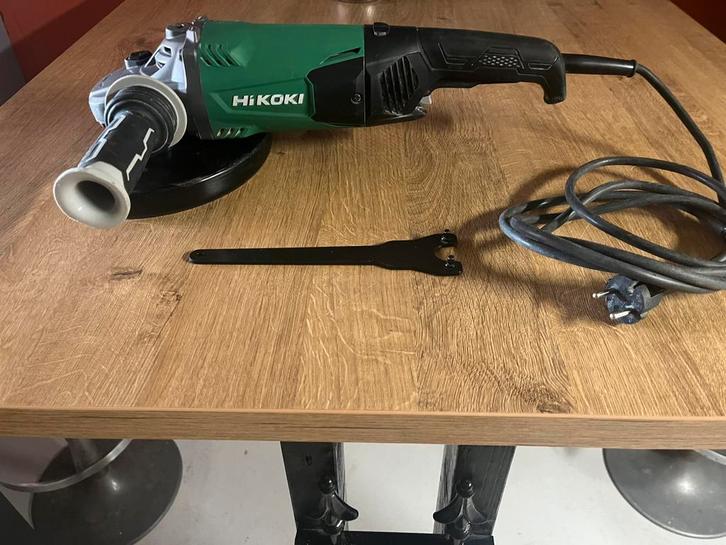Hikoki Haakse Slijper 2200W - Zo Goed Als Nieuw, Doe-het-zelf en Verbouw, Gereedschap | Slijpmachines, Zo goed als nieuw, Haakse handslijpmachine