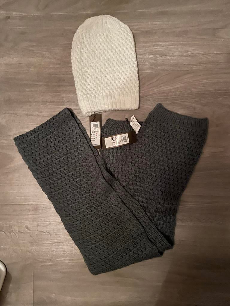 Pieces sjaal en muts - Nieuw met prijskaartje, Ophalen of Verzenden, Nieuw, Muts