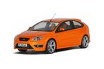 OttoMobile 1:18 Ford Focus MK 2 ST 2.5 Electric oranje 2006