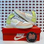 Nike Dunk High Lemon Twist | EU 42,5, Kleding | Heren, Schoenen, Overige kleuren, Nike, Nieuw, Ophalen of Verzenden