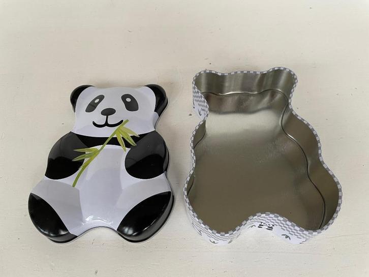 Panda tin opberg blik metaal storage metalen blikje, Kinderen en Baby's, Kinderkamer | Inrichting en Decoratie, Gebruikt, Overige typen