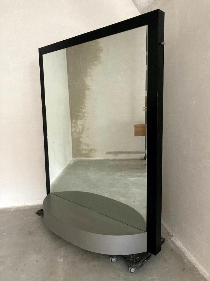 Spiegel in zware uitvoering, diversen winkelinrichting., Zakelijke goederen, Kantoor en Winkelinrichting | Winkel en Inventaris