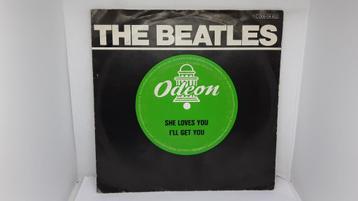 The Beatles – She Loves You / I'll Get You 7' inch Single beschikbaar voor biedingen