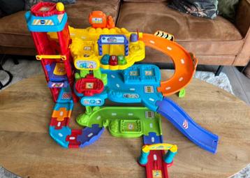 Toettoet Auto Parkeergarage - VTech beschikbaar voor biedingen