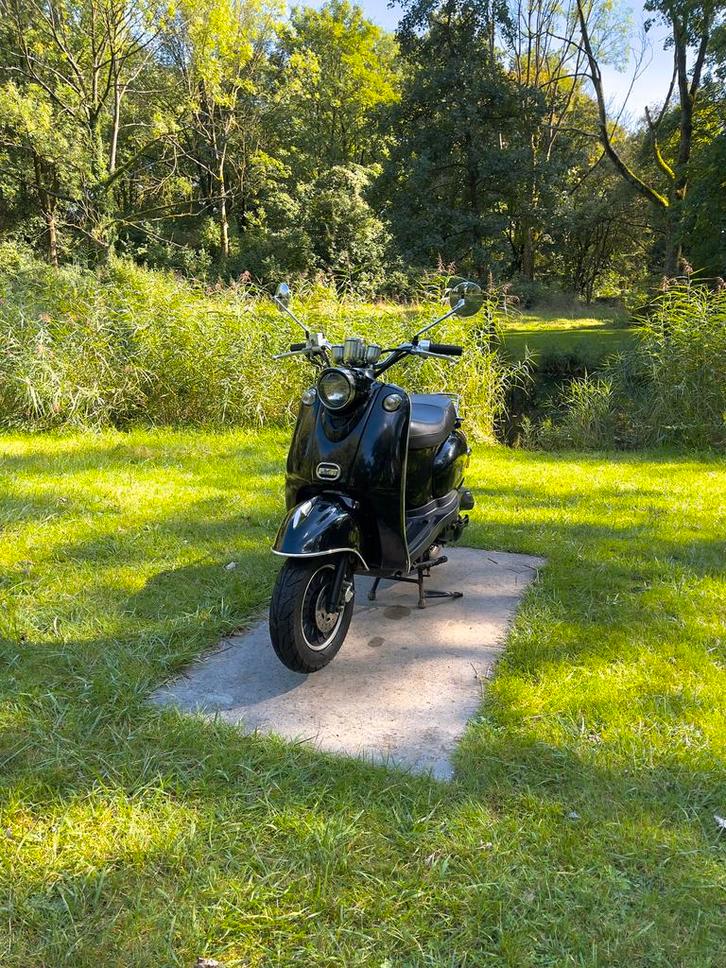 La Souris Trendy Retro 2019 1596KM!!!!!, Fietsen en Brommers, Scooters | Overige merken, Maximaal 25 km/u, Benzine, Ophalen