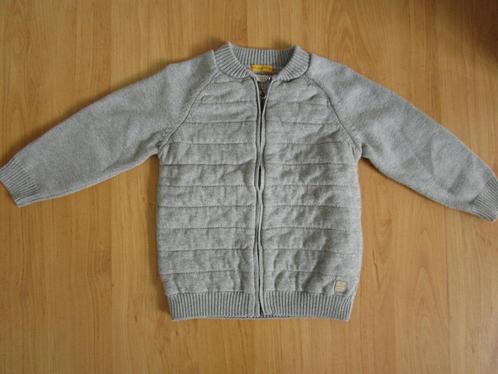Zara - sportief grijs vest maat 104, Kinderen en Baby's, Kinderkleding | Maat 104, Zo goed als nieuw, Jongen, Trui of Vest, Ophalen of Verzenden