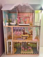 Groot Houten poppenhuis - houten barbiehuis Kidkraft, Kinderen en Baby's, Speelgoed | Poppenhuizen, Ophalen, Zo goed als nieuw