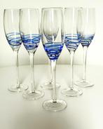 A set of 6 handmade champagne flutes with a cobalt swirl, N/A, N/A, Ophalen of Verzenden, Zo goed als nieuw