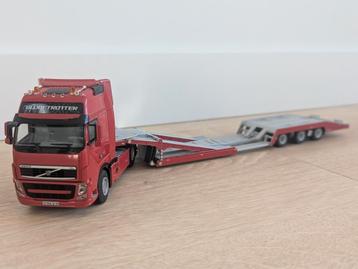 Truck Transporter met Volvo FH 3 Globetr - WSI premium line  beschikbaar voor biedingen