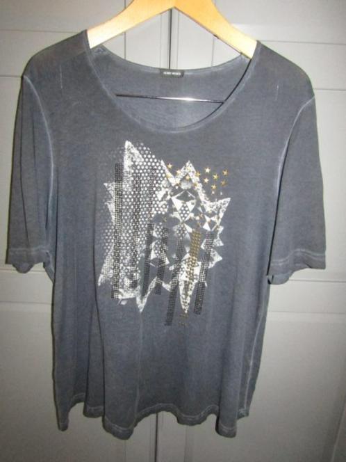 G542 Gerry Weber mt 48 T-shirt denim blauw studs koper dyed, Kleding | Dames, T-shirts, Zo goed als nieuw, Maat 46/48 (XL) of groter