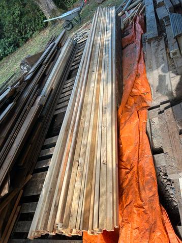 Raggel Hout - Vuren beschikbaar voor biedingen