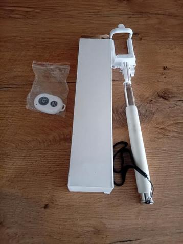 selfiestick beschikbaar voor biedingen