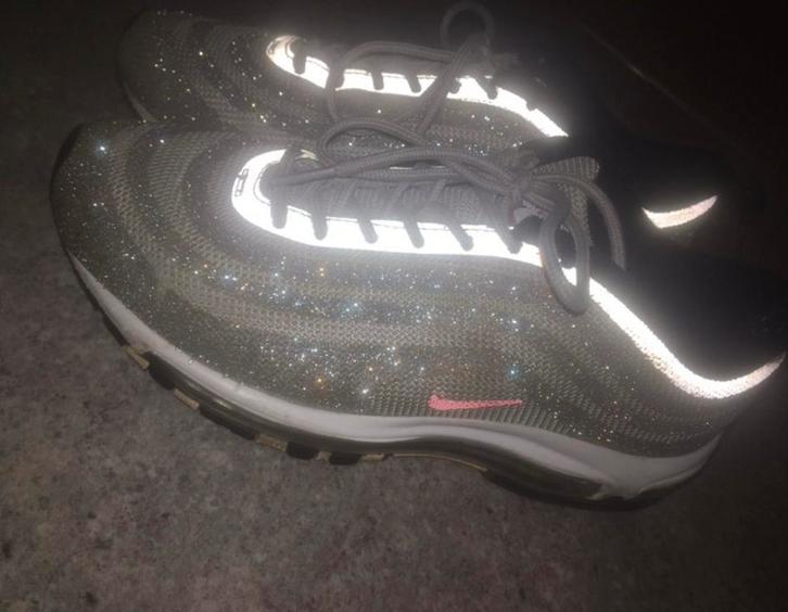 Nike Air Max 97 LX Swarovski Silver Bullet, Kleding | Dames, Schoenen, Gedragen, Sneakers of Gympen, Grijs, Ophalen of Verzenden