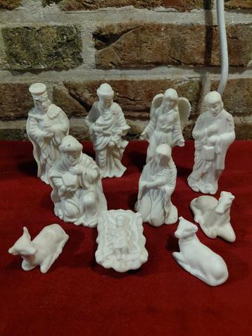 Kerststal figuren set beschikbaar voor biedingen