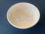 Wedgwood traditional plain diameter 12.5 x 5.7, Huis en Inrichting, Keuken | Servies, Ophalen of Verzenden, Wedgwood, Porselein