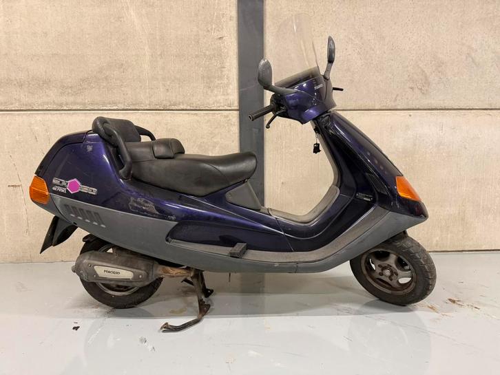 Hexagon 150cc, Fietsen en Brommers, Scooters | Piaggio, Zo goed als nieuw, Overige modellen, Benzine, Ophalen of Verzenden