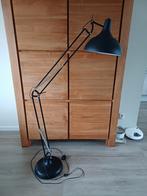 Zwarte Staande Lamp - Industrieel Design, Huis en Inrichting, Lampen | Vloerlampen, Ophalen, Gebruikt, Metaal, 150 tot 200 cm