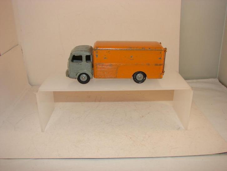 Dinky toy 33a Simca cargo van uit 1955., Hobby en Vrije tijd, Modelauto's | 1:43, Gebruikt, Auto, Dinky Toys, Ophalen of Verzenden