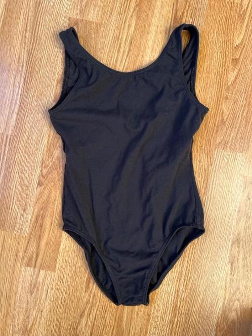 Ballet: diverse balletpakjes, jurkje, rokje en shorts, Sport en Fitness, Ballet, Gebruikt, Kleding, Ophalen of Verzenden