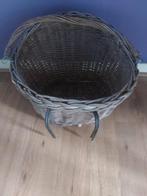Rieten mand met hengsel voor op de fiets, Huis en Inrichting, Ophalen of Verzenden, Rechthoekig, Riet