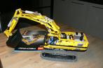 Te koop: Lego Technic Bestuurbare Graafmachine 8043 + boeken, Kinderen en Baby's, Speelgoed | Duplo en Lego, Ophalen of Verzenden