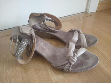 wedge sandalen van bueno   beschikbaar voor biedingen