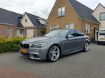 BMW 5-Serie (f10) 520i 184pk Aut. 2013 Grijs M pakket, Origineel Nederlands, Te koop, Alcantara, Zilver of Grijs