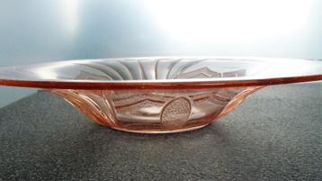   Art Deco fraai gestileerde antiek roze persglas schaal   beschikbaar voor biedingen