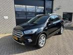 Ford Kuga 1.5 EcoBoost Titanium *NAVIGATIE*CAMERA*AIRCO*CRUI, Voorwielaandrijving, Lichtsensor, Stof, 4 cilinders