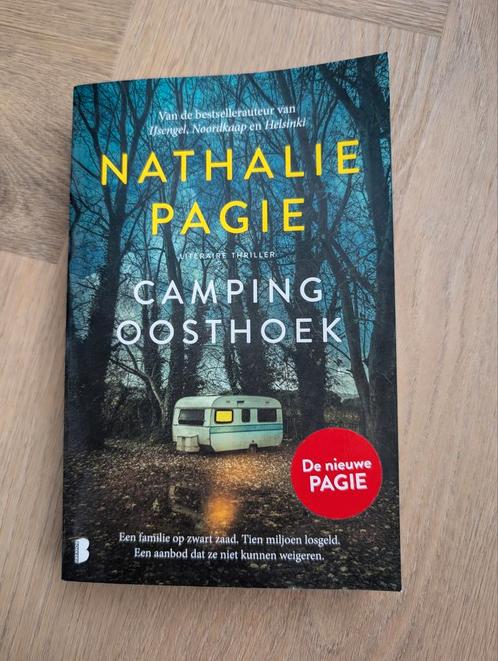 Camping Oosthoek - Nathalie Pagie - Thriller, Boeken, Thrillers, Zo goed als nieuw, Nederland, Ophalen of Verzenden
