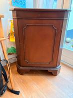 Vintage hoekkastje van hout, Antiek en Kunst, Ophalen