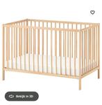 Mooi houten ledikant 4 maand oud, onbeschadigd. Is hier over, Ophalen of Verzenden, Zo goed als nieuw, Ledikant