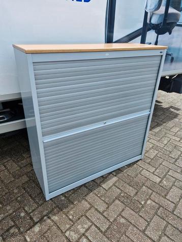 Roldeurkast garagekast rolluikast opberkast archiefkast 6x beschikbaar voor biedingen