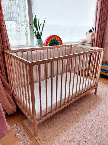 Ikea Sniglar ledikant met Skonast matras beschikbaar voor biedingen
