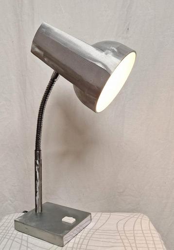 TripleR design lamp beschikbaar voor biedingen